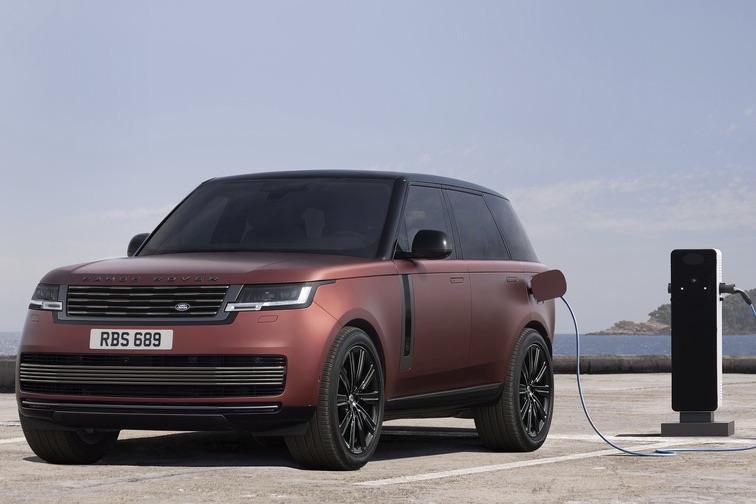 Range Rover PHEV.