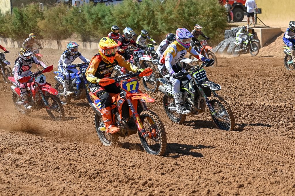 José Antonio Butrón, líder de MX1 tras ganar en Montearagón